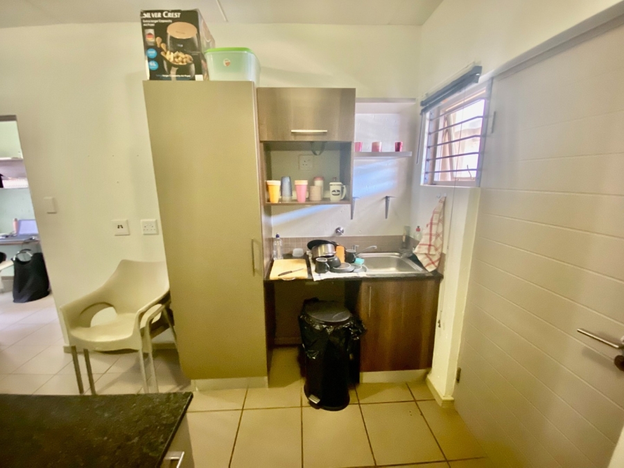 1 Bedroom Property for Sale in Mooivallei Park North West